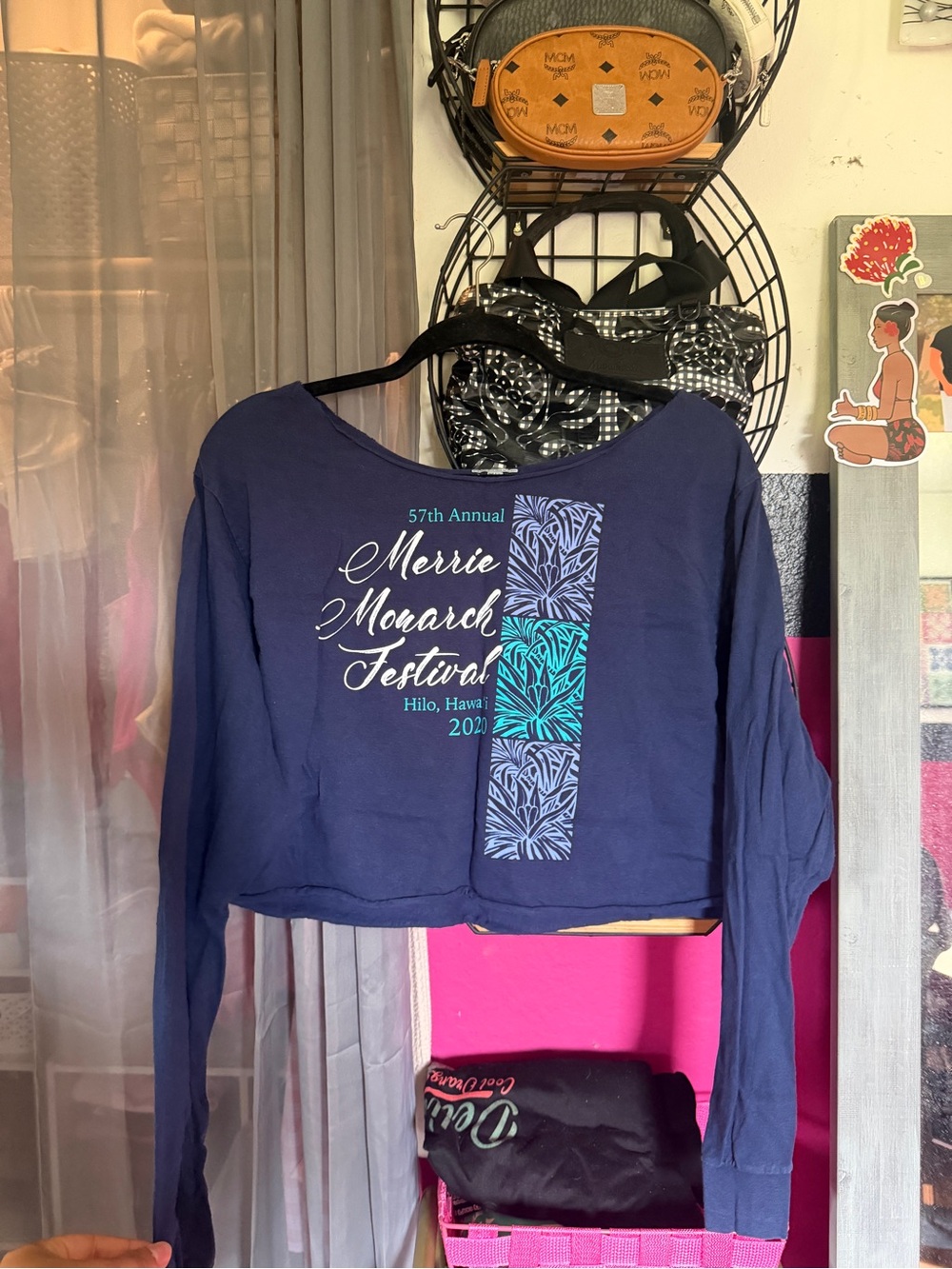 Merrie Monarch 2020 Festival Navy Long-Sleeve Cropped Tee